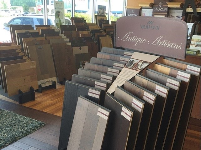 Hunter Douglas Dealer Image